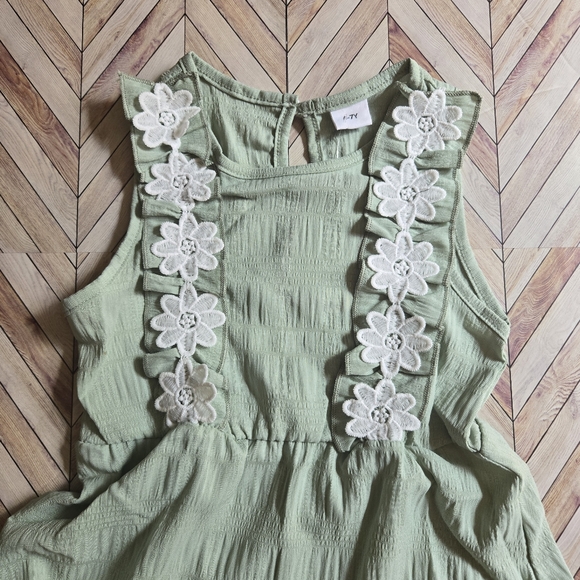 Girl's Sage Green Ruffle Dress Floral Smocked Sundress Lightweight Summer Outfit - Picture 5 of 13